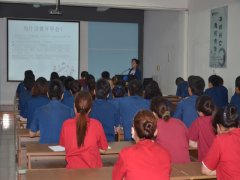 公司輪班長學習歸來談感受  班組培訓(xùn)得到深化