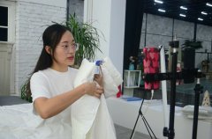 服務“夜”態，創造商機！英儂魏經理如是說