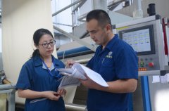 跟進(jìn)巡查，保證機(jī)臺高效運行